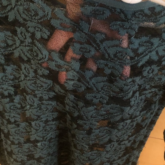 Never worn free people emerald lace top - Picture 3 of 4